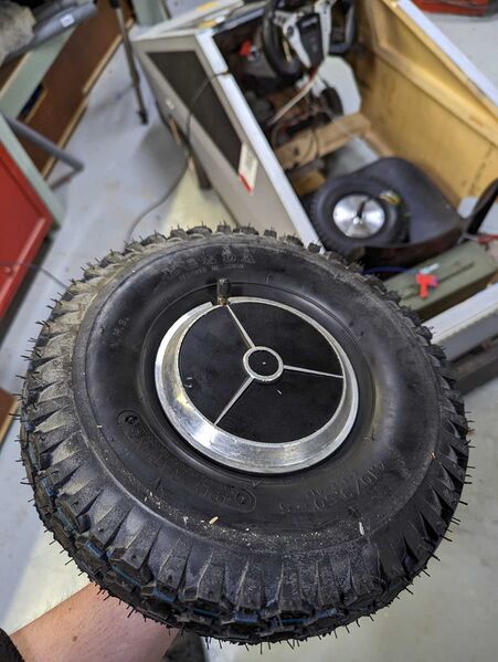 File:HoverboardTyreFitted.jpg